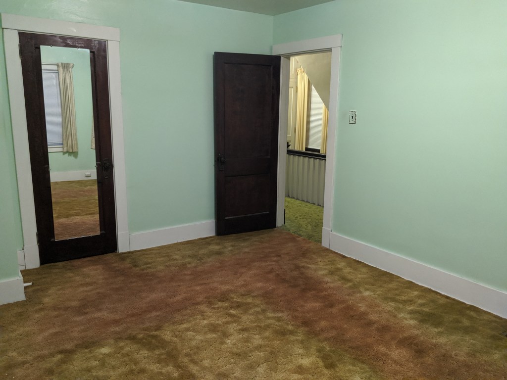 Bedroom before 1930 Home